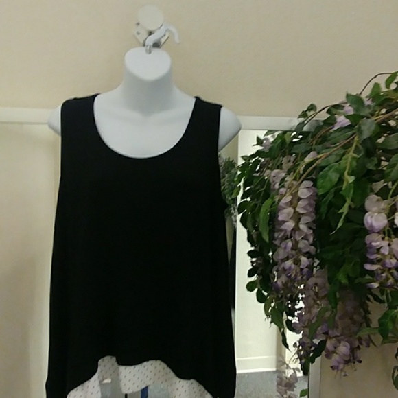 Cha Cha Vente Petite Sleeveless Swing Top - Picture 1 of 8